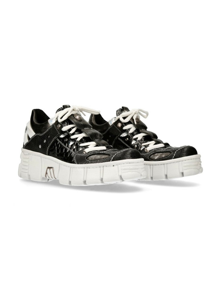 Shoe Tower With Laces M-Wall002-C7 | New Rock Online